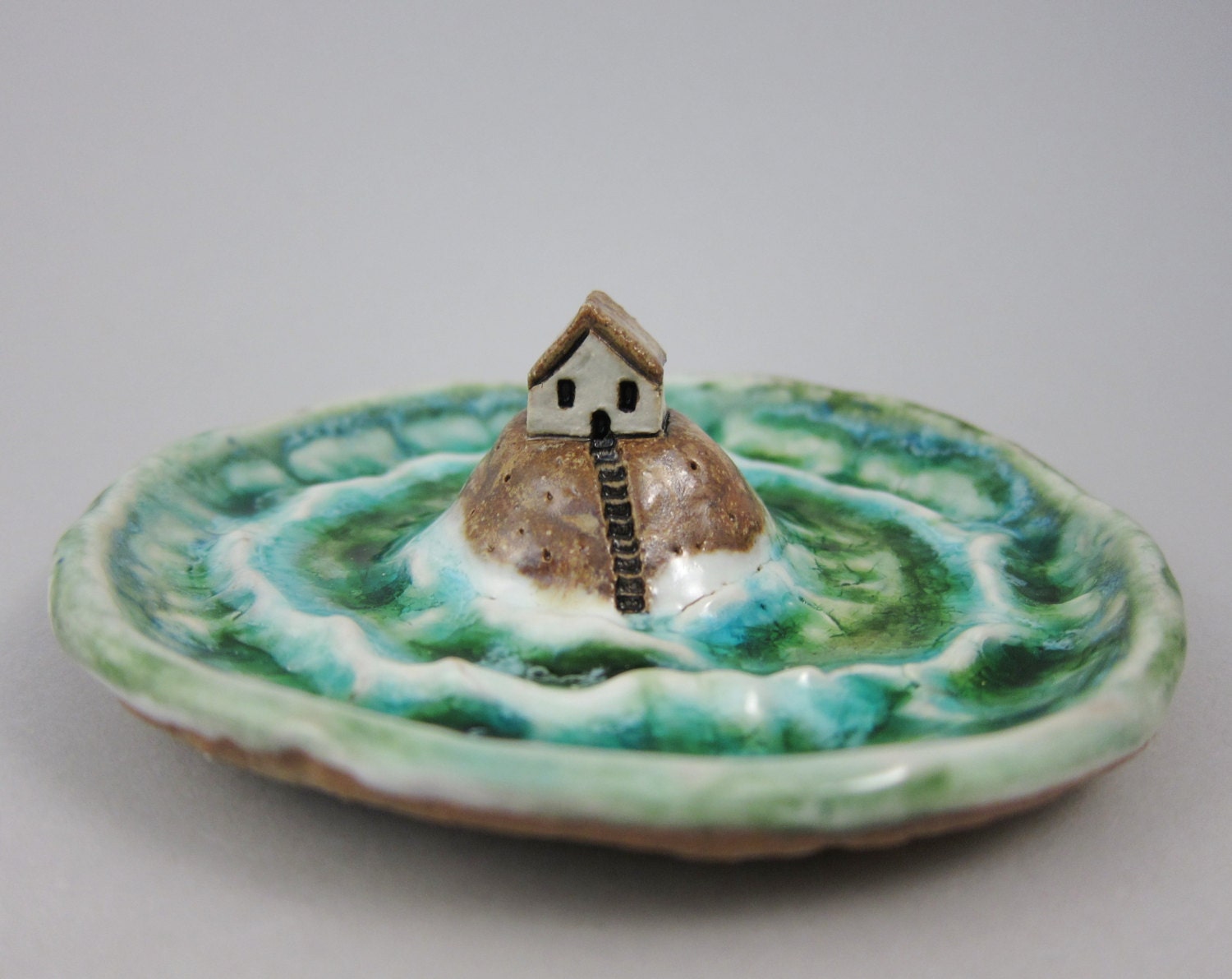 Shelter...Keepsake Dish in Stoneware