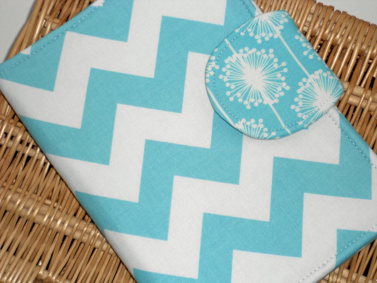 Nook Color Cover / Kindle Fire Cover / Nook Tablet Cover - Aqua Chevron Sunburst eReader Cover
