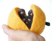Needle Felted Toy, Gray Pumpkin Mouse for Happy Children, Waldorf Inspired Wool Toy, Soft Plush Stuffed Animal Toy Fairyfolk