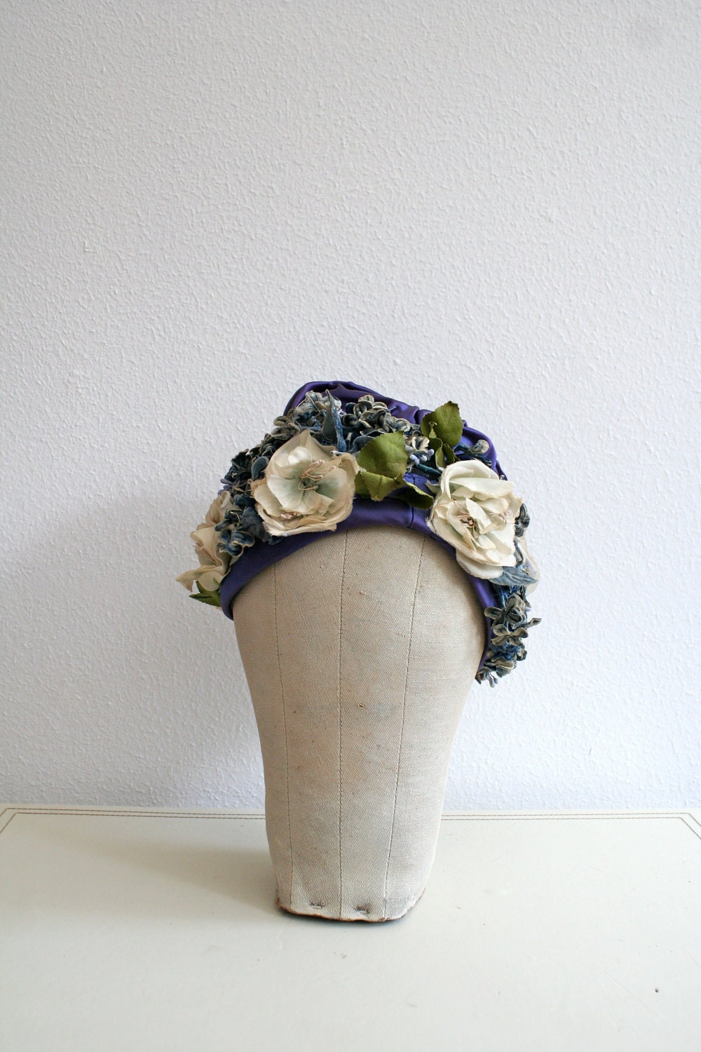 SALE 1930s hat / vintage cloche / Bittersweet hat