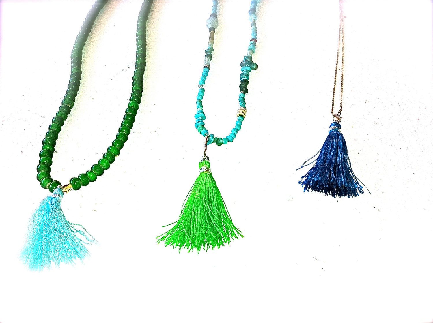 Long strand of turquoise, carnelian, amethist & chalcedony necklace