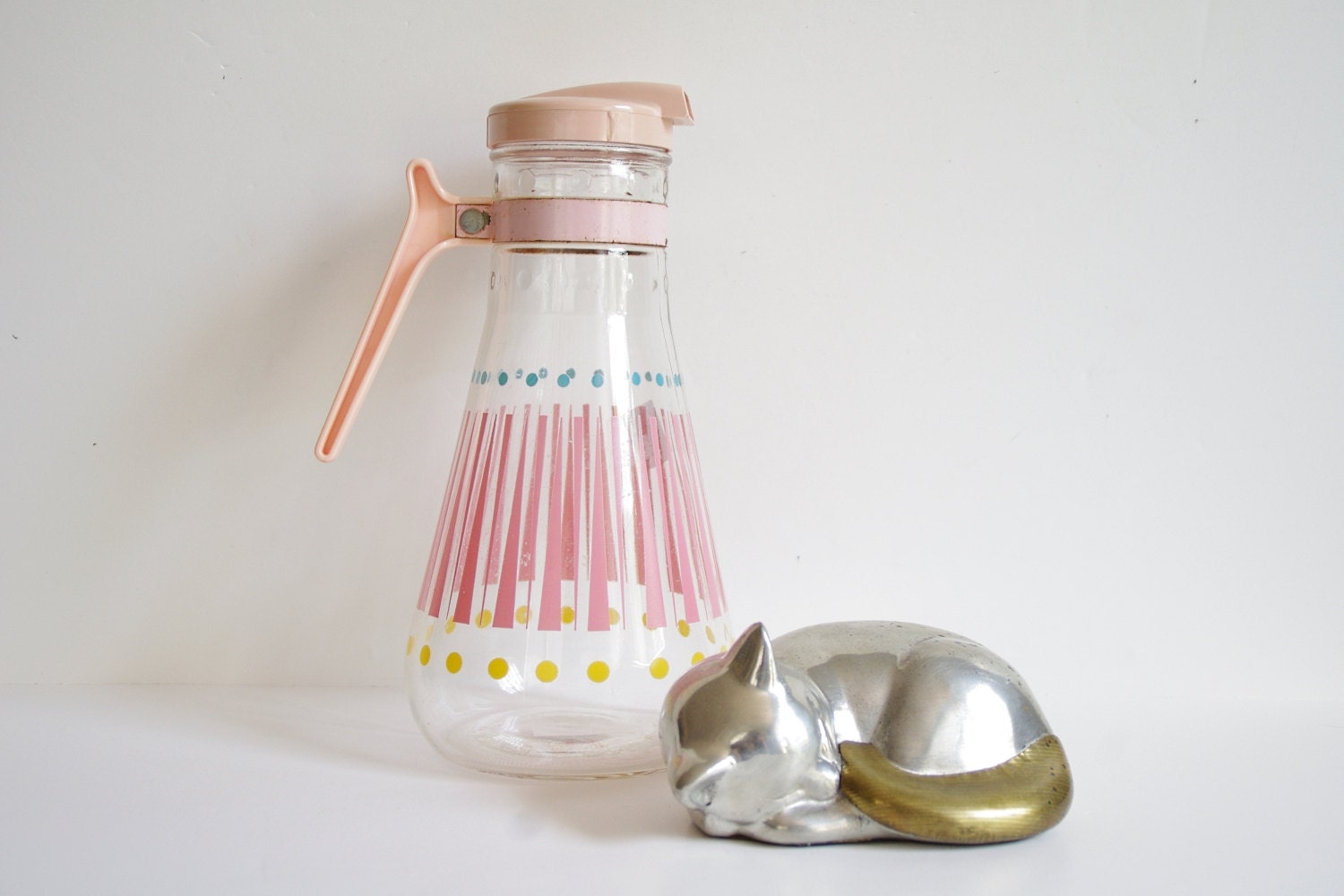 Atomic PINK Blue Yellow MOD Retro Modern Serving Pitcher Thermos Decor E-Z Por