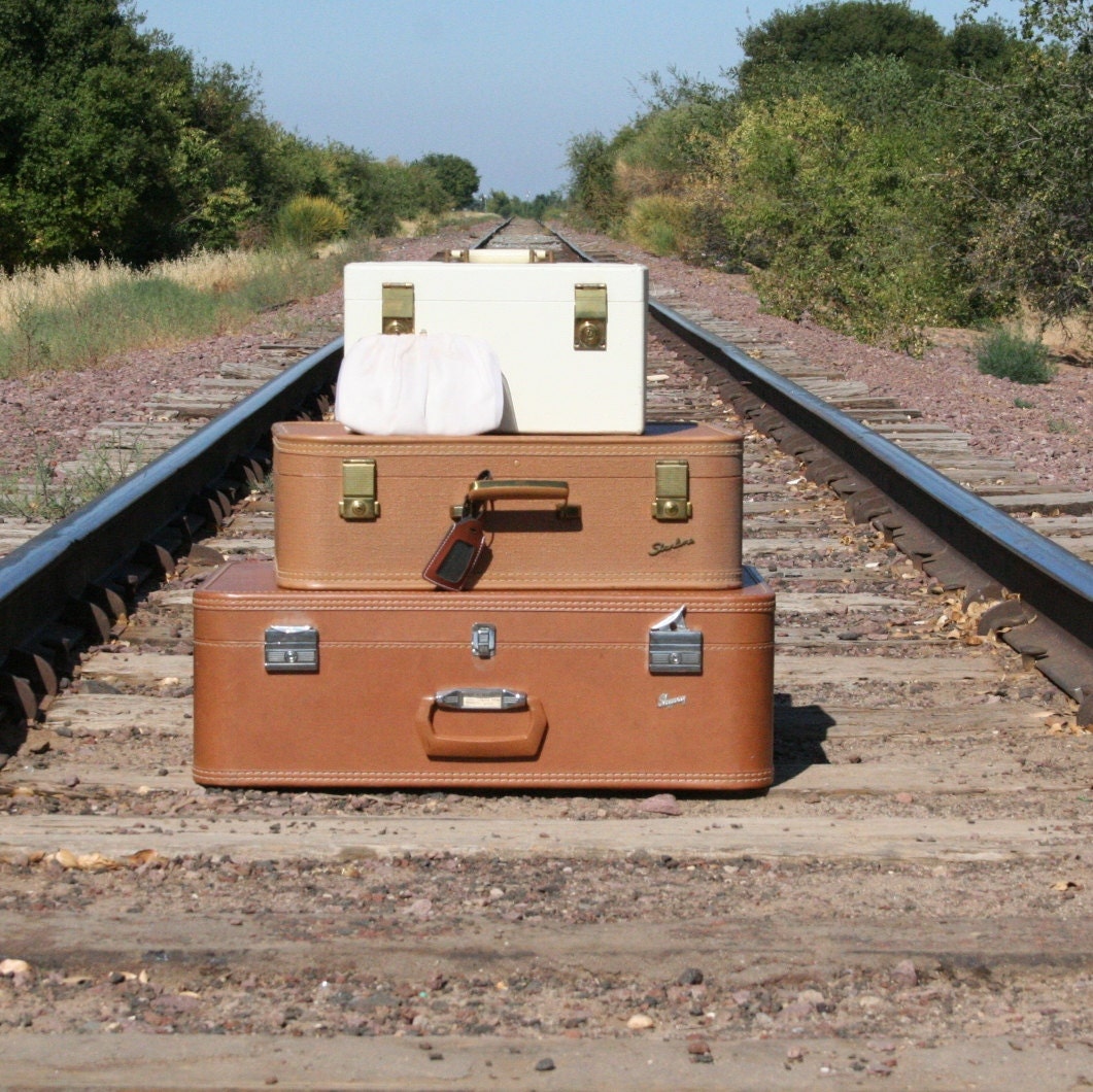 extra large medium brown skyway hardcover luggage vintage