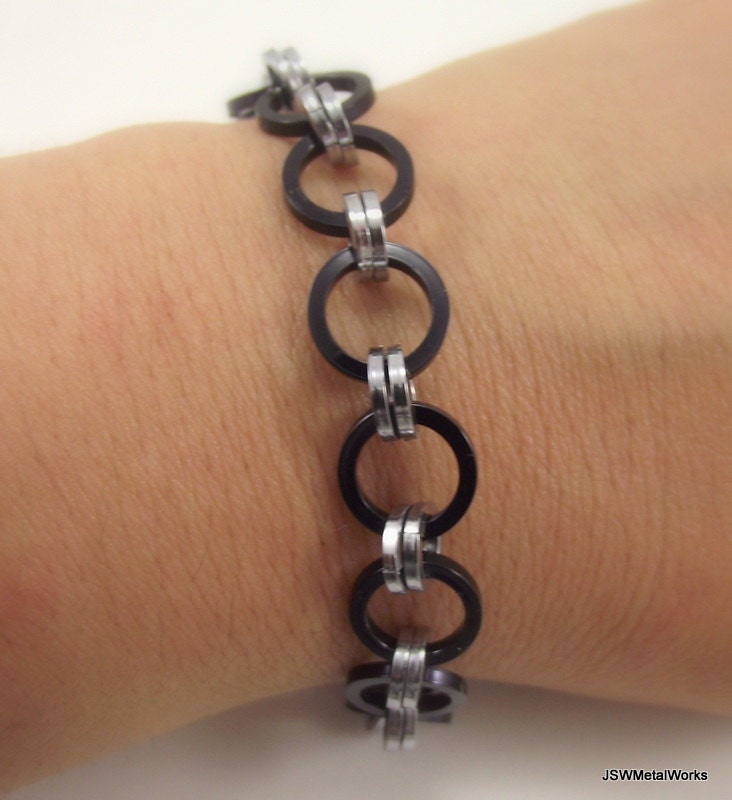 Unisex Japanese Weave Black and Silver Aluminum Bracelet, Chainmaille Bracelet, Chainmail Bracelet, Square Rings