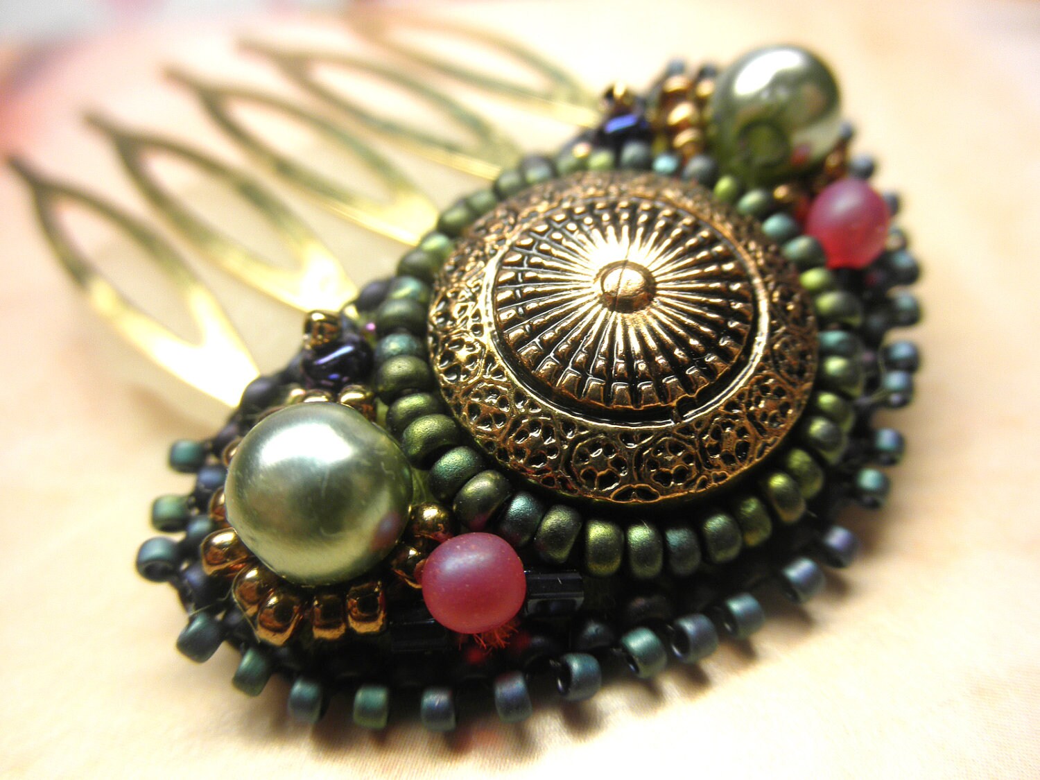 Elegant Vintage Button Green Glass Pearl Beads by dharajewelry