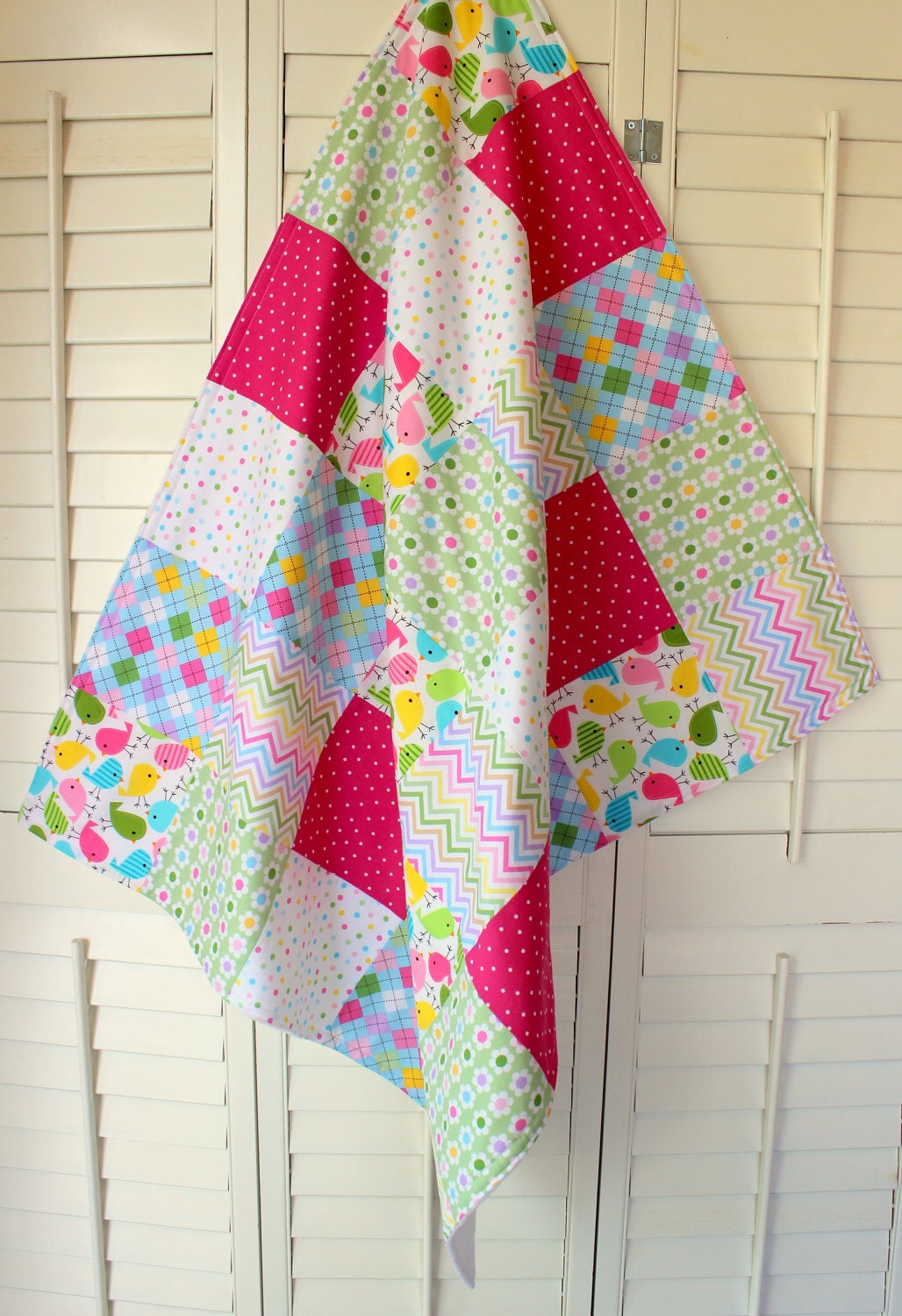 CLEARANCE 40% OFF - Baby Girl Blanket - Pink Chevron Patchwork - Whimsical Birds