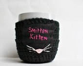 Funny coffee mug cozy tea cup Smitten Kitten black pink crochet handmade cover Valentines day