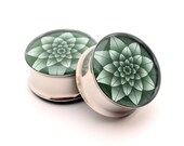 Green Lotus Picture Plugs gauges - 00g, 7/16, 1/2, 9/16, 5/8, 3/4, 7/8, 1 inch