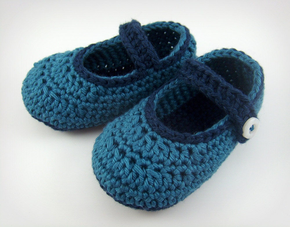 Blue and Turquoise Crochet Baby Shoes