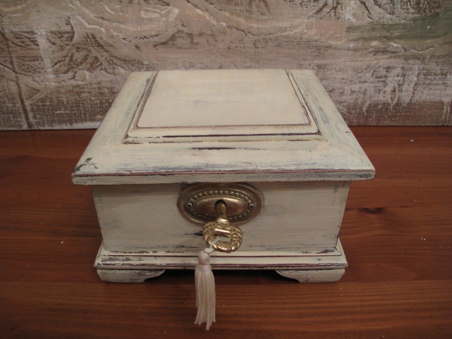 Vintage Jewelry Box with Key Gift by VintageChichibean on Etsy