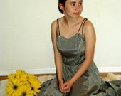 Vintage 1940's Gay Gibson Picnic Party Sun Dress Full Skirt Molded Bodice