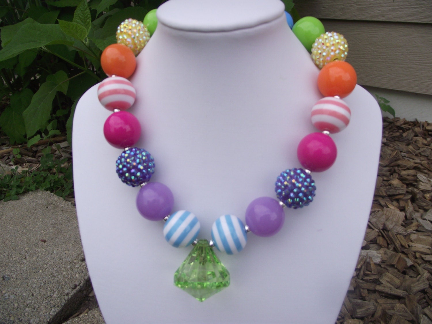 Rainbow Chunky Necklace With Green Pendant, Bubblegum Necklace, Gumball Necklace, Girl, Toddler, Gift, Photo Prop