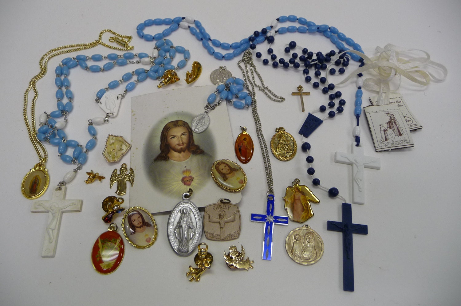 Collection Religious vintage Medals, Rosaries, Scapular, Pins and necklaces SALE