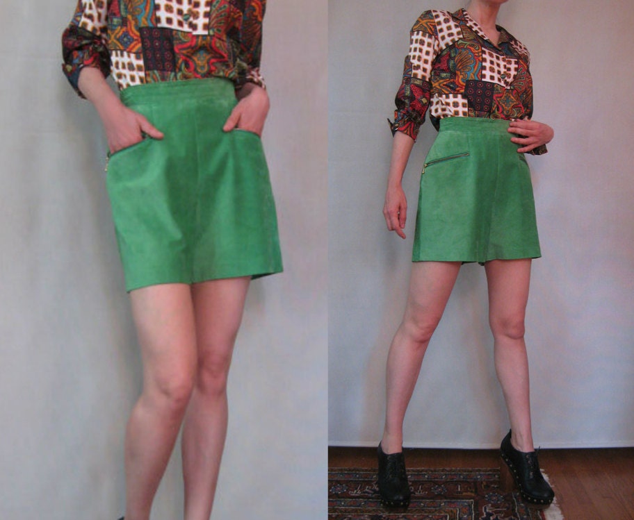 Vtg 80s 90s NWOT Unworn Light Emerald Green HIGH WAISTED Suede Shorts w/ Brass Zippered Pockets xs Small