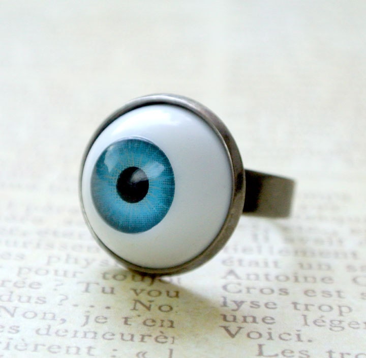 Light Blue EyeBall Ring, Halloween Jewelry, Scary Jewelry