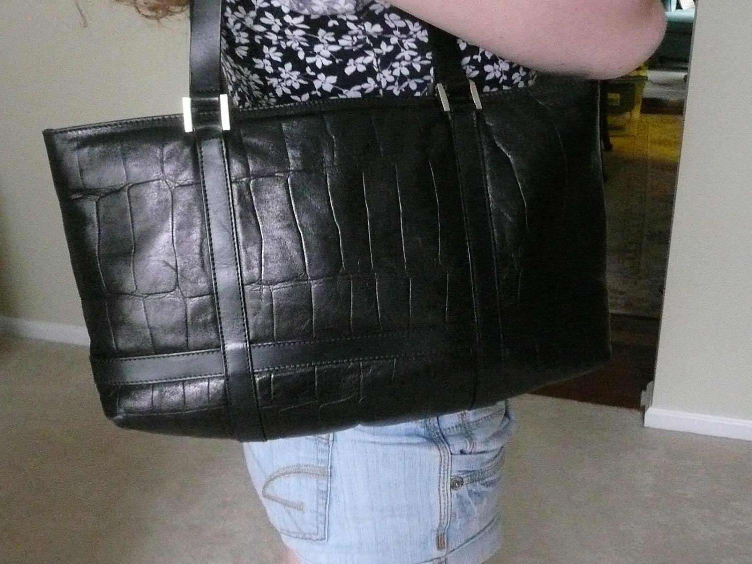 Falor of Italy Black Embossed Crocodile Glove Leather Handbag