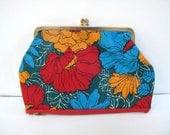 Vintage 60's Floral Clutch Coin Purse