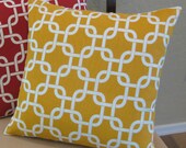 Outdoor Golden Yellow Modern Chain Link Throw Pillow Cover
