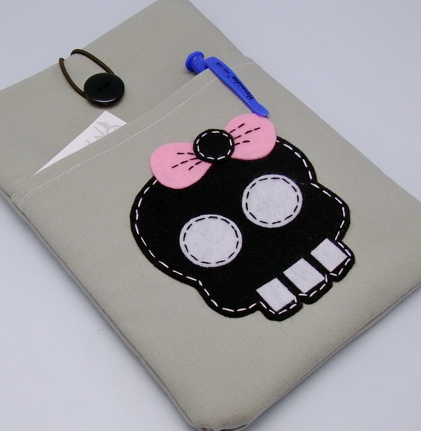 Kindle case, Kindle touch cover, Kindle Fire sleeve, Ereader sleeve with a front pocket, PADDED - Skull