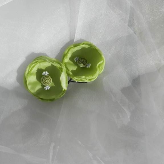 Lime Green Flower Candy Center Bobby Pin Set black friday cyber monday