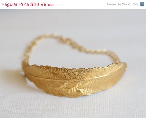 ON SALE Gold Feather Bracelet,Bracelet,Gold Feather Jewelry,Fall Leaf Jewelry,Autumn,Bride,Wedding.