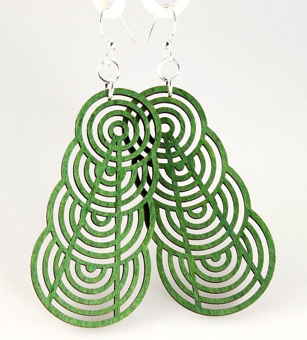 Ascending Interlocking Circles - Laser Cut wood Earrings