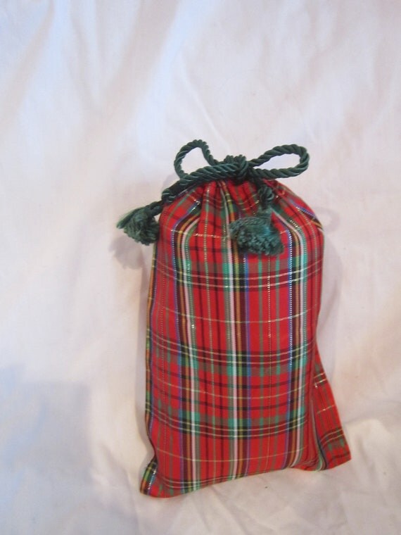Small Fabric Gift Bag by mykoalakrafts on Etsy