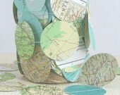 Vintage Atlas Paper Circle Garland, Wedding Garland, Upcyled Map Garland, Wedding Backdrop, Baby Shower, Photo Prop 10FT