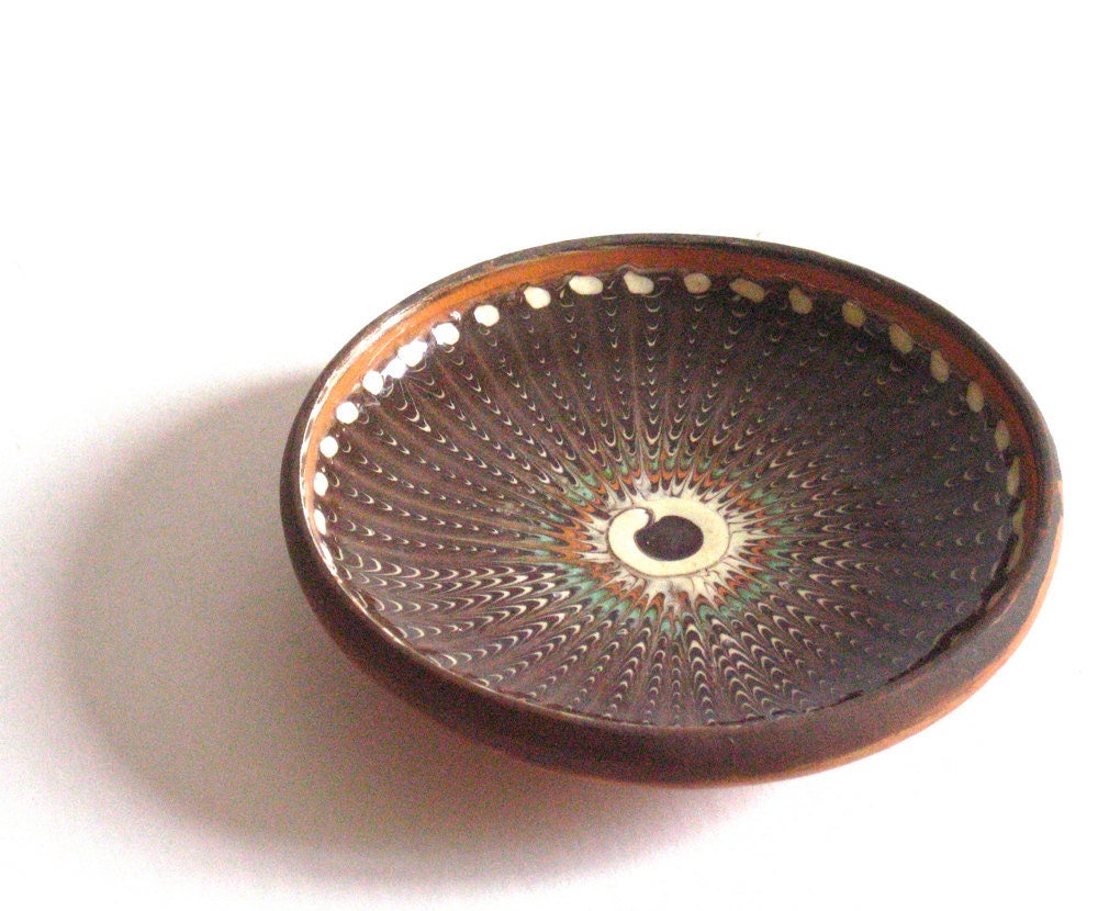 Vintage Folk Art HOREZU Romanian Ceramic Plate signed Mischiu