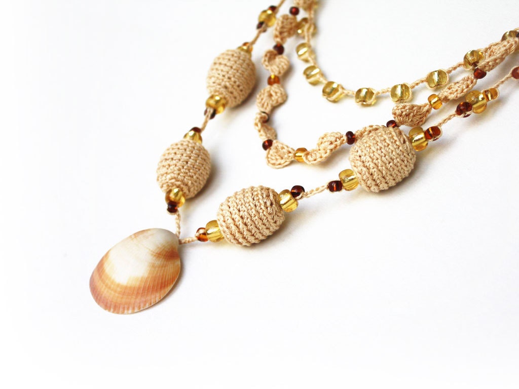 Beach jewelry 3 in 1 Beige crochet stacking necklace with sea shell Beach wedding Statement Boho Hippie Stackable Gift for her under 25 oht - boorashka