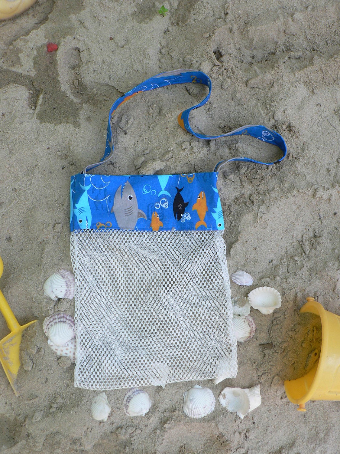 Girl or Boy Mesh Seashell Collecting Bag