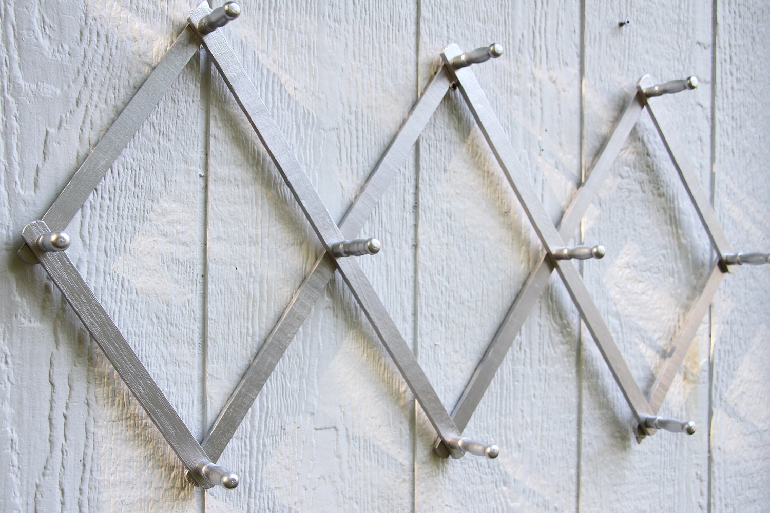 Vintage Silver Metallic Accordion Wall & Coat Rack by Vintage05