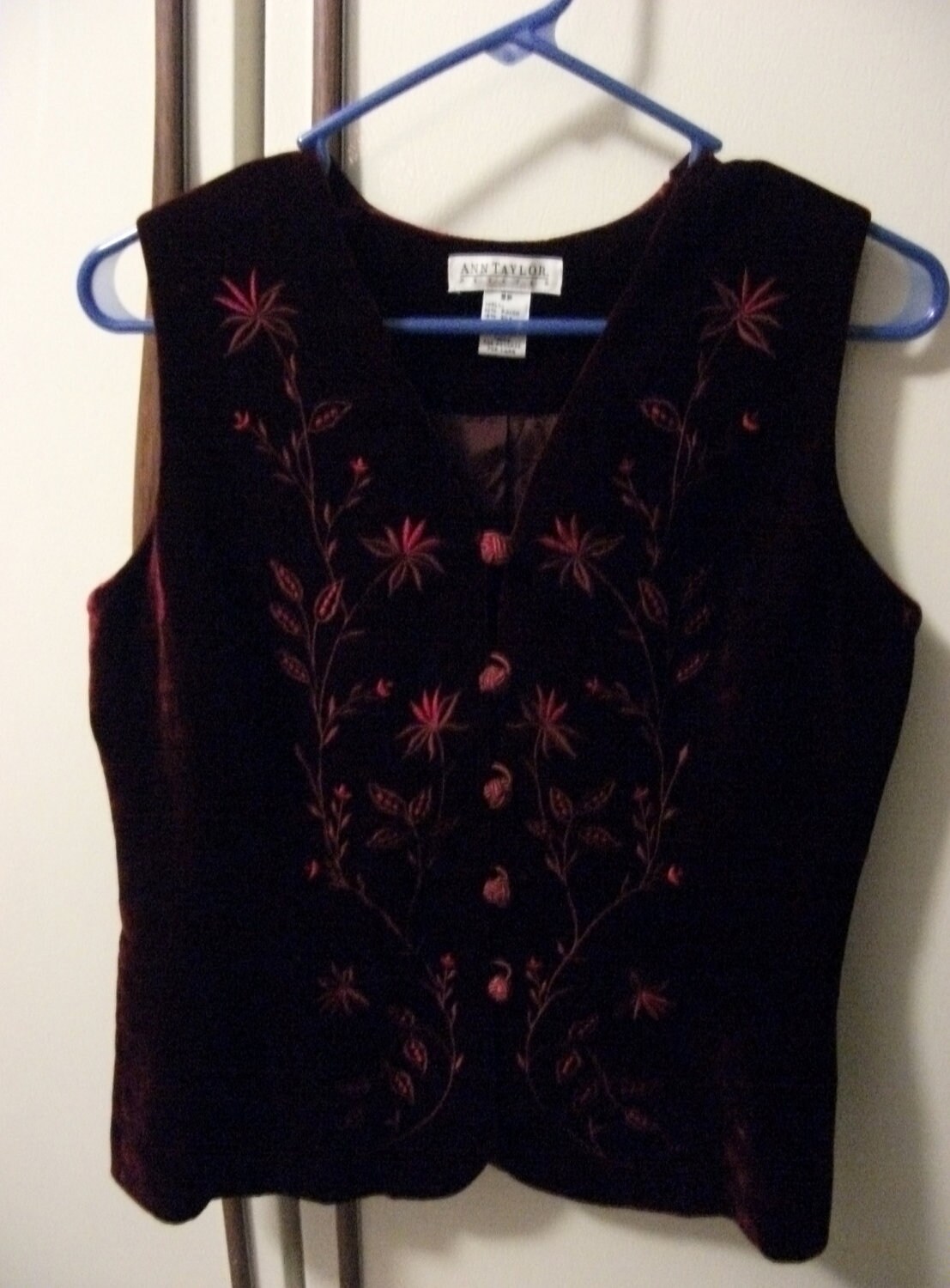 Vintage Ladies Vest Burgundy Velvet Silk Blend with Embroidery from Ann Taylor Size 8 ONLY 8 USD