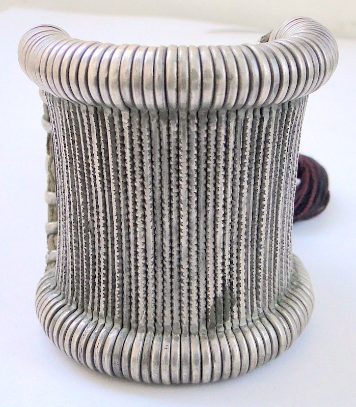 Tribal jewellery Vintage antique ethnic tribal old silver jewelry bracelet cuff belly dance -3912