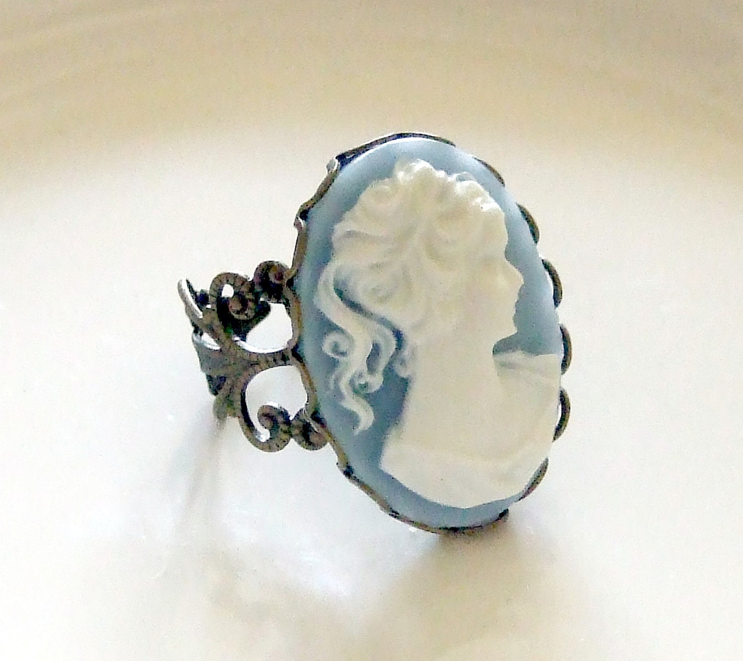 Vintage Wedgewood Blue Cameo Ring .. oval by beadishdelight