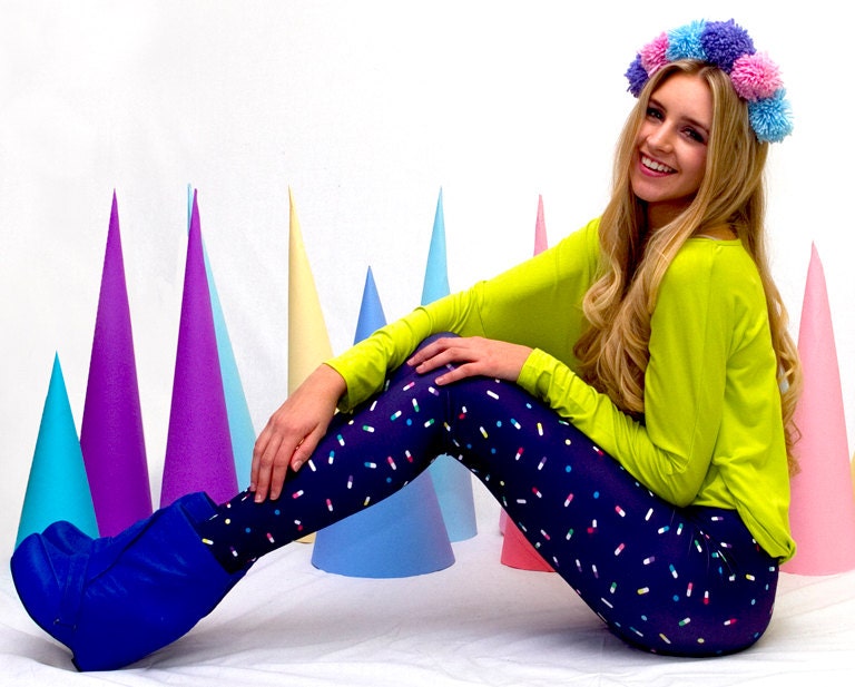 Womens Leggings Popping Pills print leggings - M/L