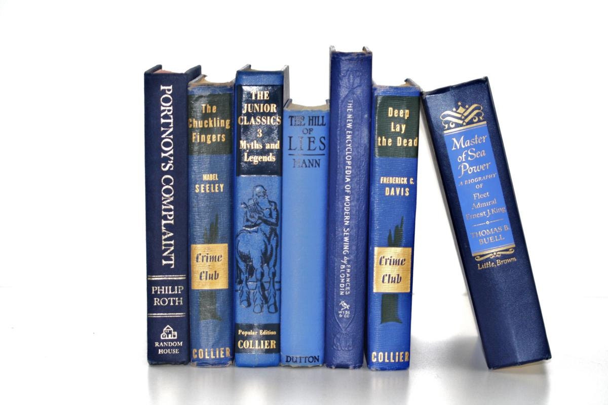 Vintage Cobalt Blue 7 Book Collection Interior Design Vintage Book Decor