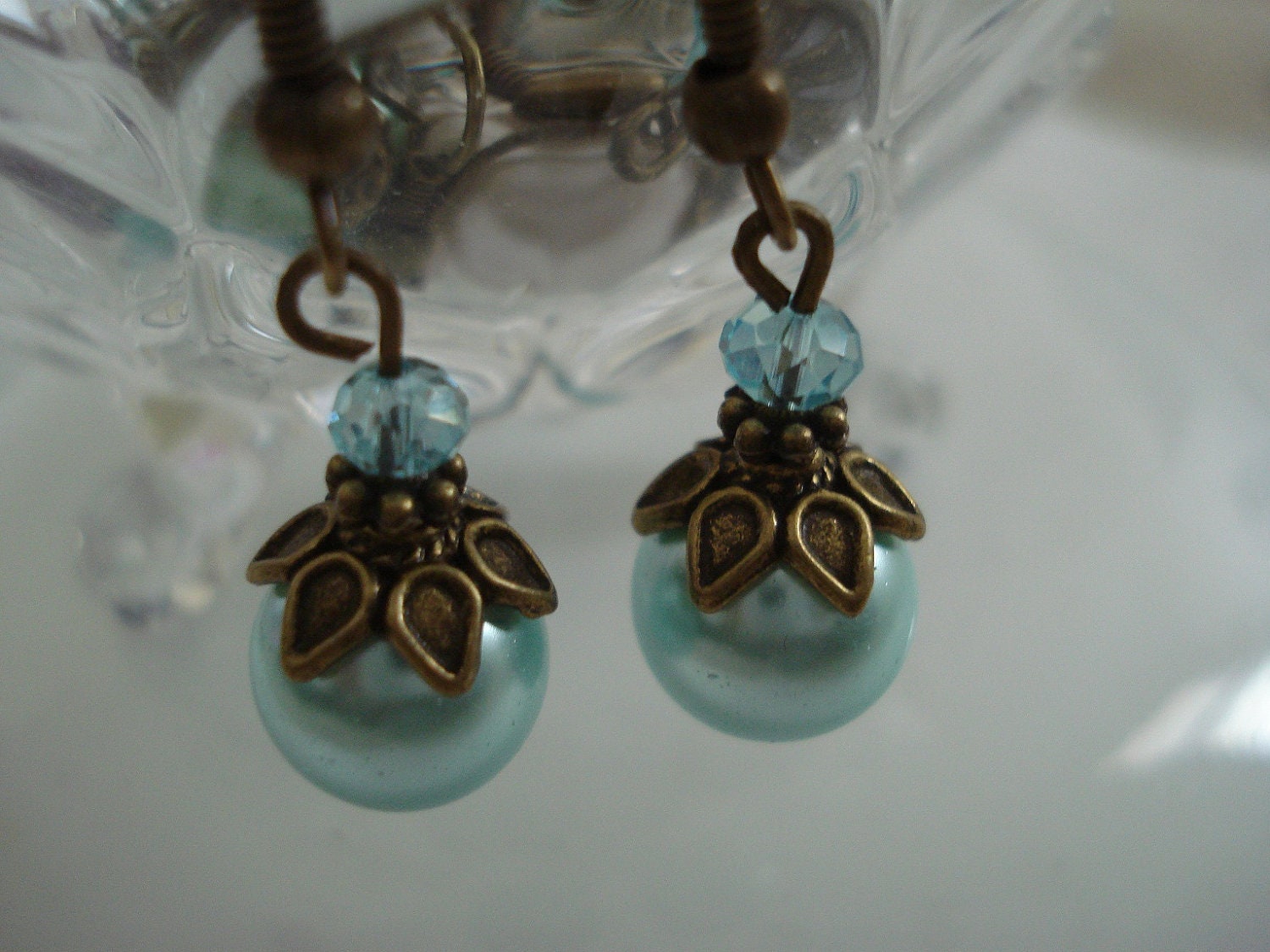 Aqua Green Pearl Earrings