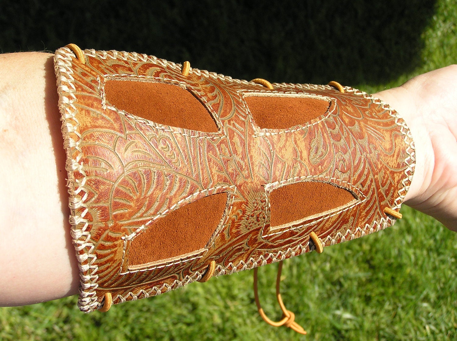 Archery Arm Guard- GABRIELLA by MYSTIC QUIVERS- In Stock