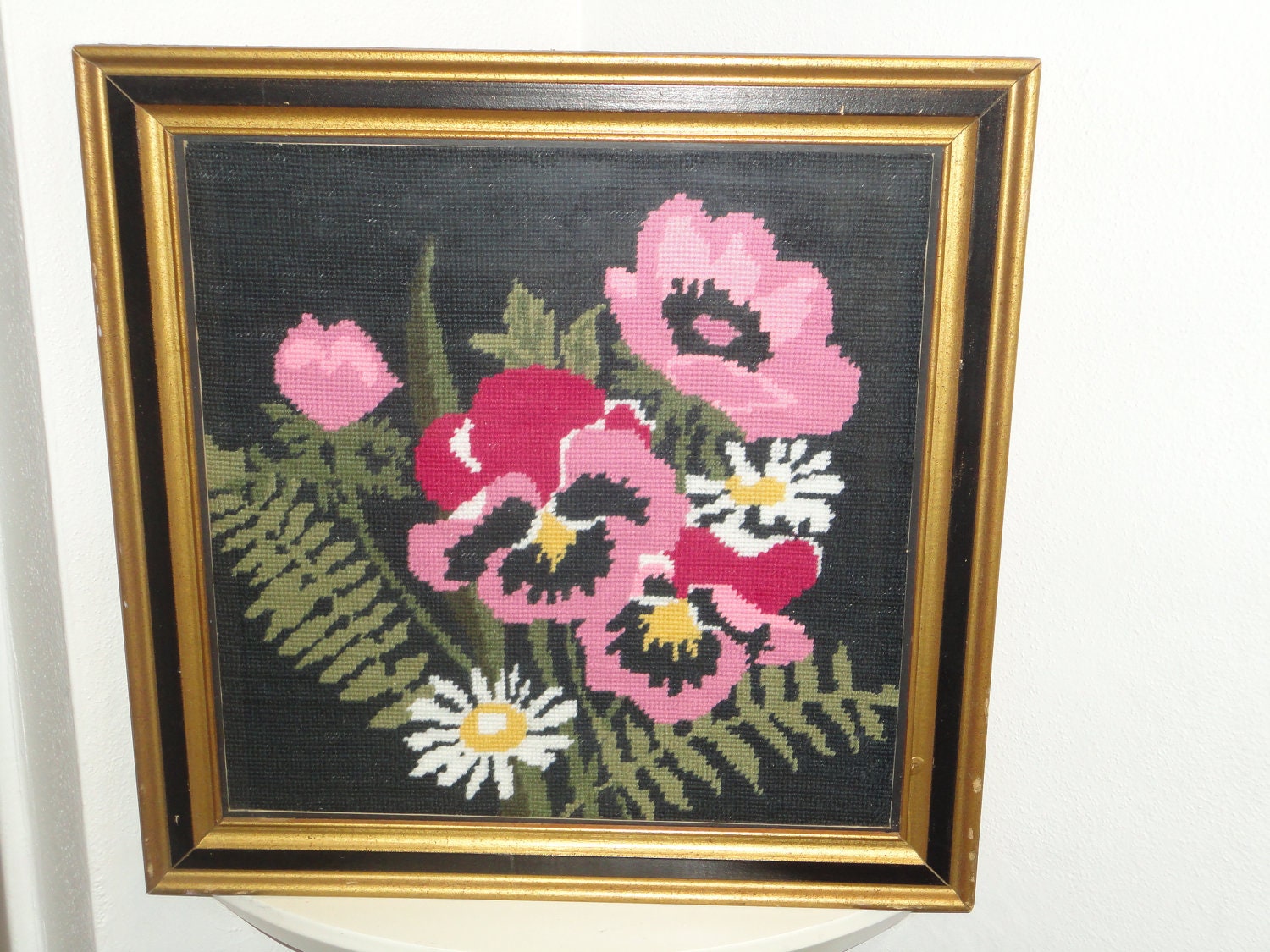 Vintage Framed Needlepoint CREWEL Picture Floral Design Pink Lavender Daisys Green Black 19.5" x 19.5" Large