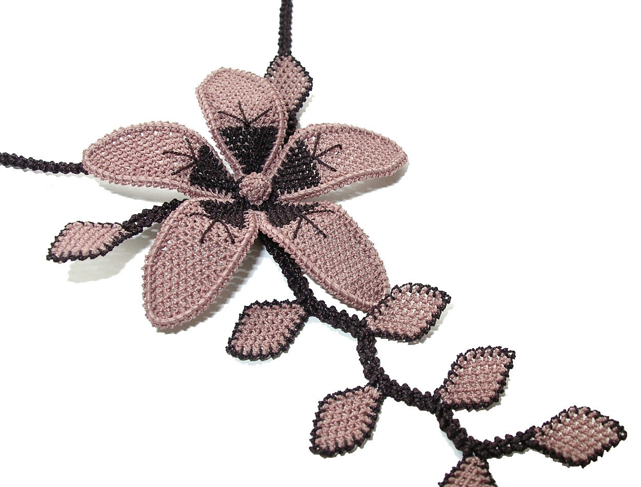 Mauve lace necklace, vintage weddings, blush dusty rose violet pastel flower 3D orchid original necklace antique lace french chic TAGT