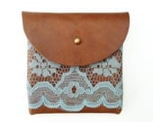 COIN PURSE // brown leather with light blue lace