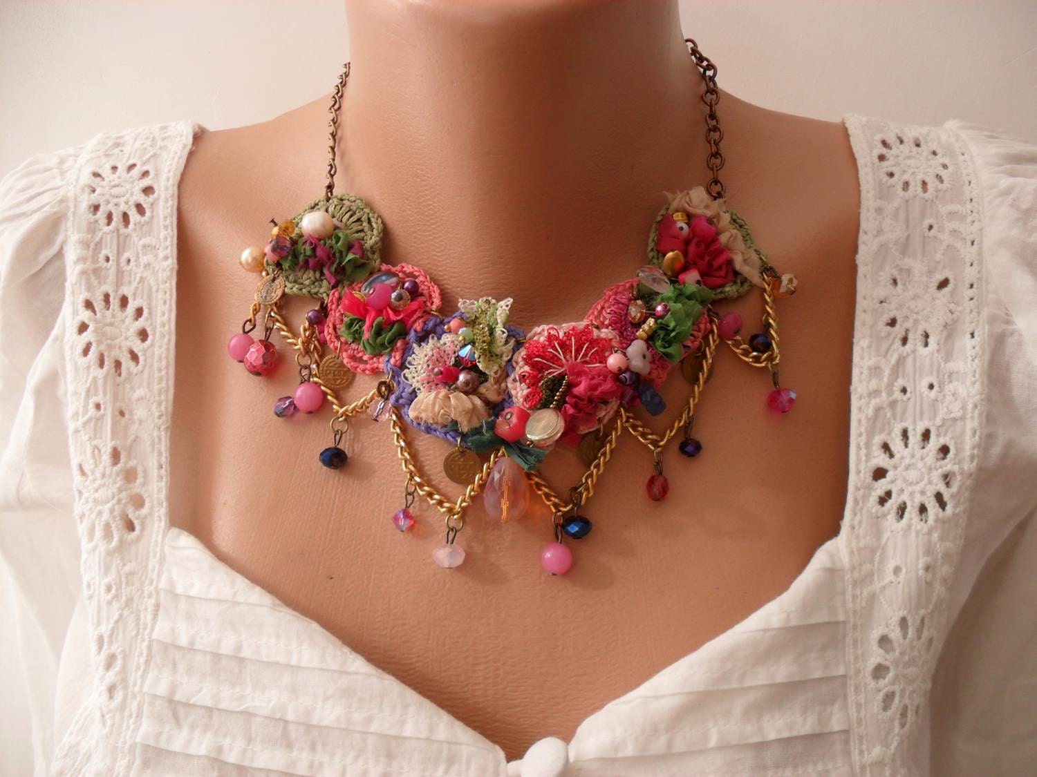 Mother's Day - Special Design - Perfect Gift - Crochet and Bead Necklace