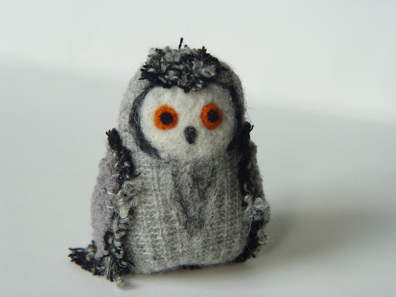 Little Grey Owl. Stussed toy.