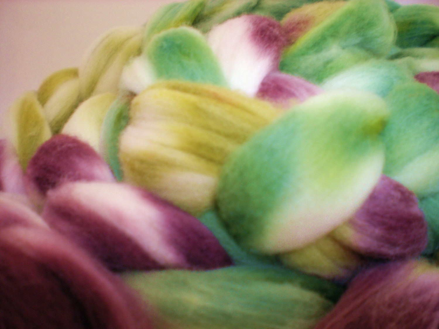 Hand Dyed 4 ounces Merino Wool Roving in Violets FREE us shipping
