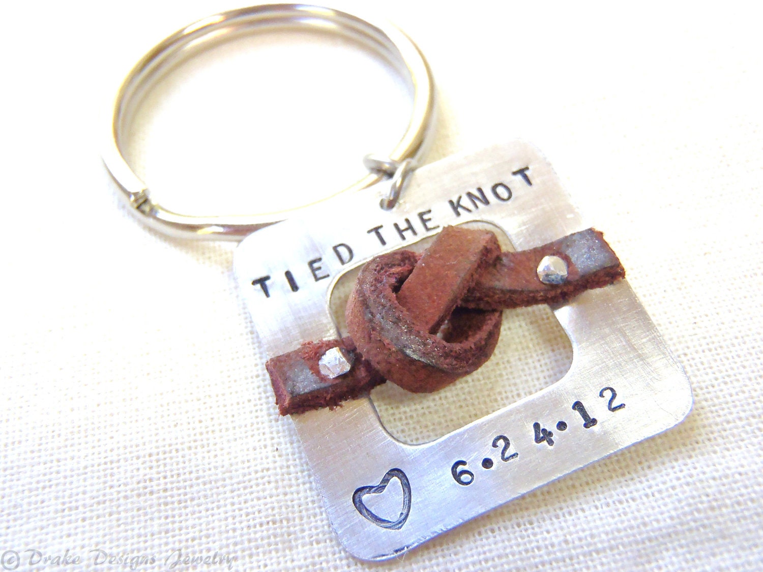 ... Gift ..Anniversary Wedding Keychain.. Custom date Tied the Knot