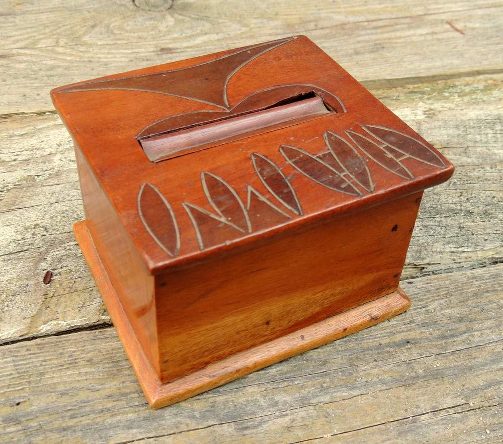 Items similar to Antique Folk Art CIGARETTE DISPENSER BOX Primitive