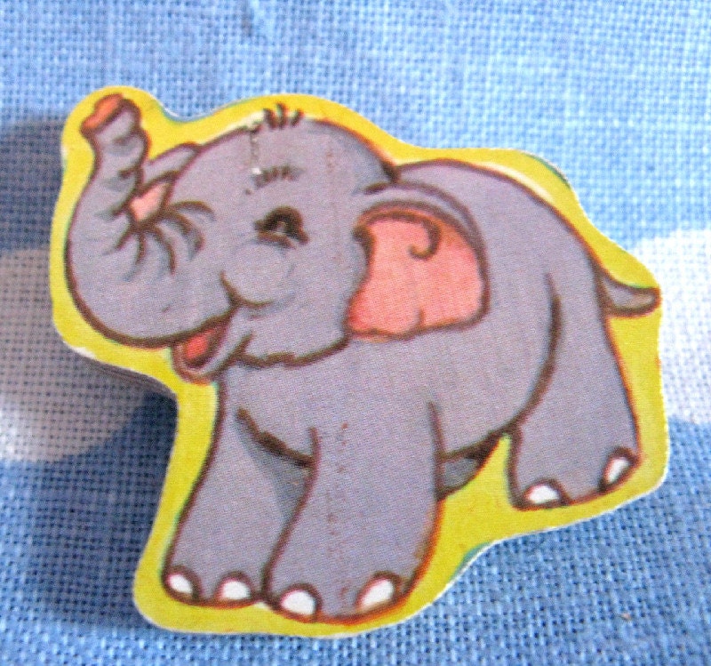 Elephant Brooch. Vintage Wooden Puzzle Piece from the 1960s with Gift Tag.