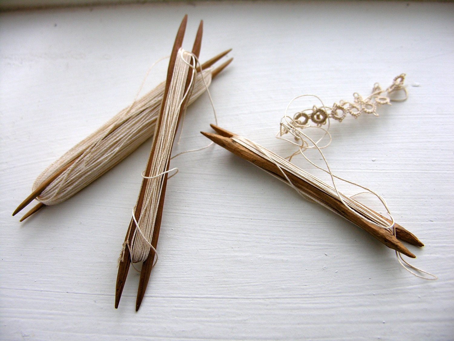 Vintage Tatting Shuttles Primitive Hand Carved Wood Three Rustic Antique Sewing Supplies