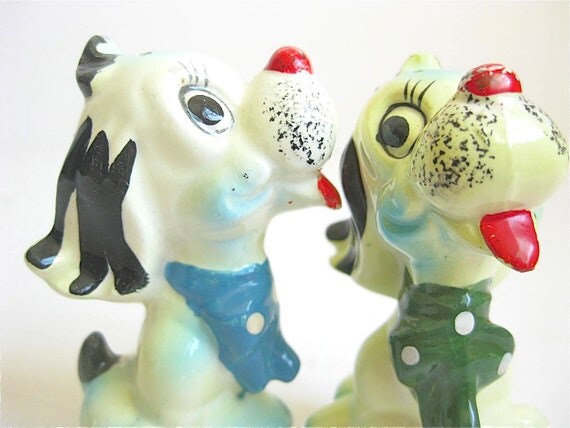 Items similar to 1950s Vintage Artmark Dog Salt and Pepper Shakers on Etsy